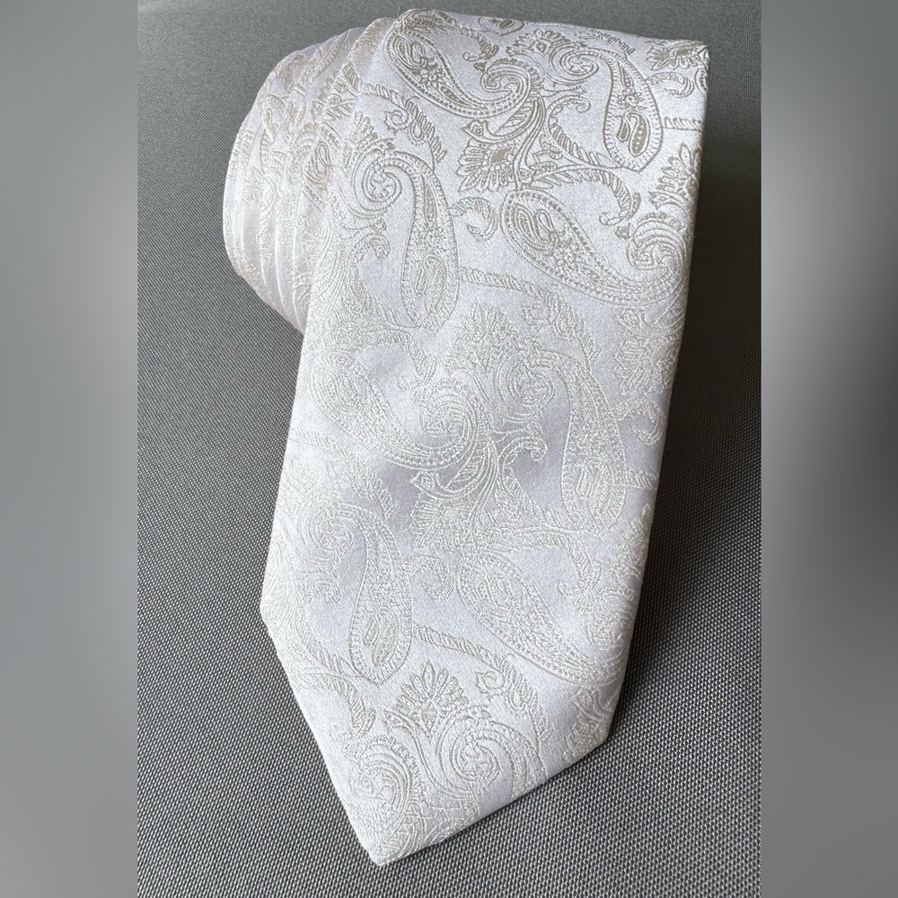 DION 100% Italian Silk Tie Ivory Paisley Luxury Men’s Necktie Wedding Formal